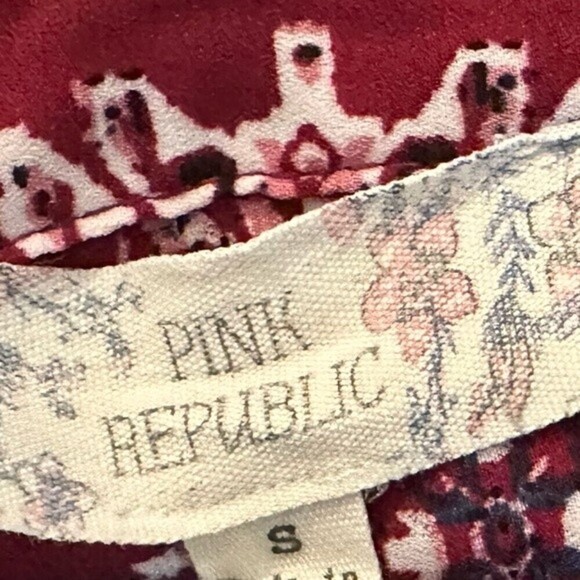 Pink Republic Three-Quarter Sleeve Medallion Mixed Print Multicolor Size S Top - Picture 14 of 15